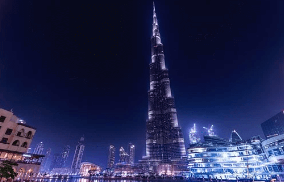 What to do in Dubai with a luxury companion after the sun sets?